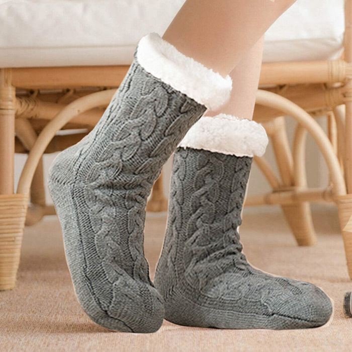 Cozy Winter Fleece Slipper Socks – Non-Slip Fluffy Floor Socks for Men & Women – Perfect Gift